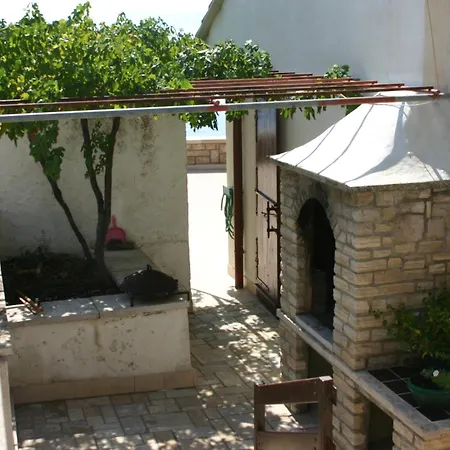 Double Puntinak 12255a Gæstehus Selca (Brac)